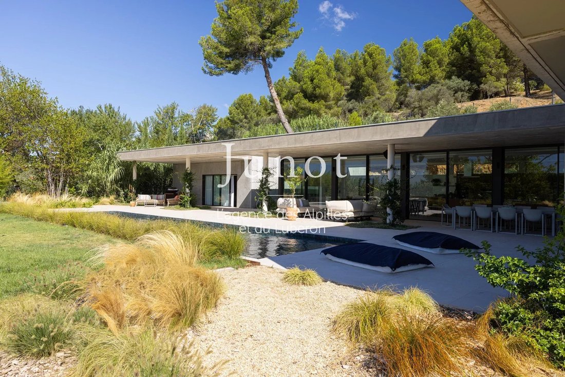 House in Paradou, Provence-Alpes-Côte d'Azur, France 2 - 19067115