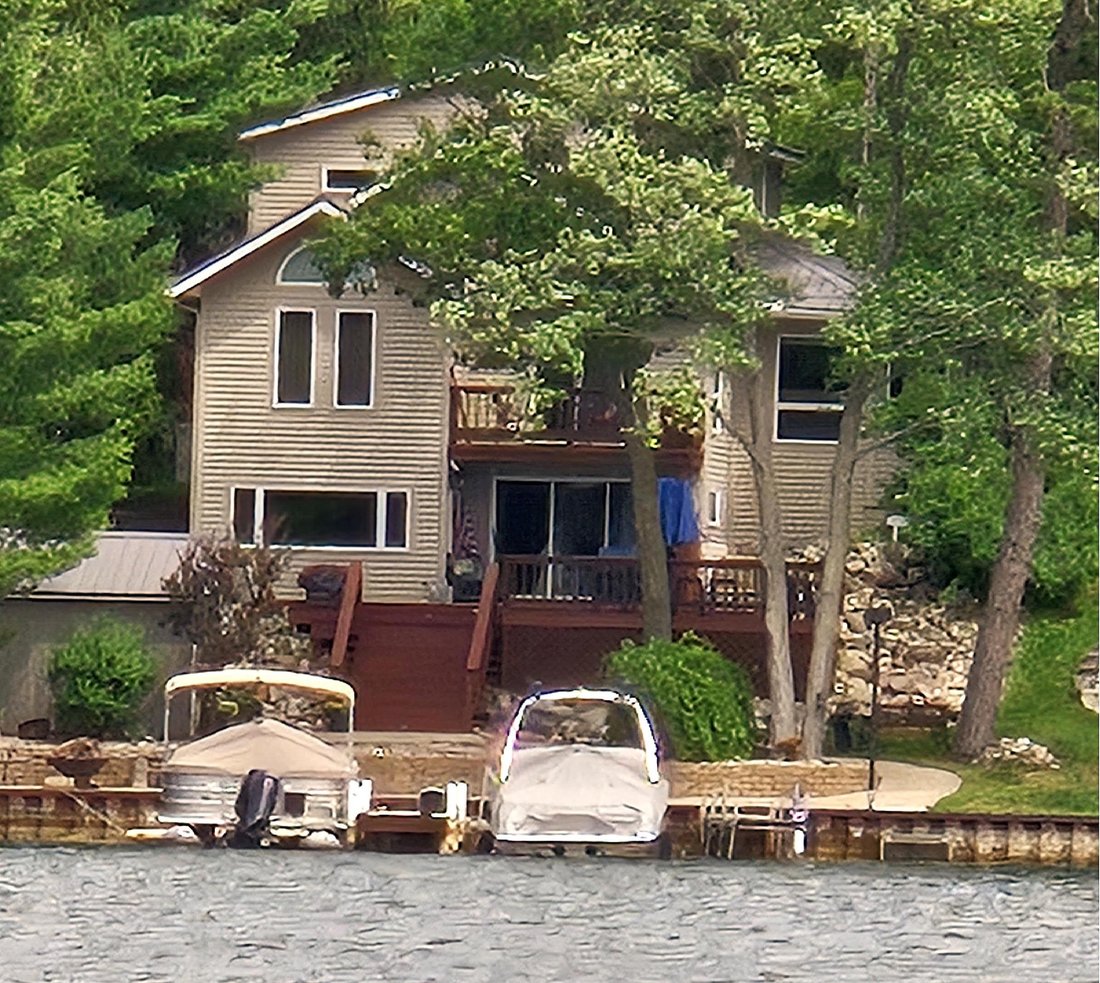 House in Harrison, Michigan, United States 2 - 19066491