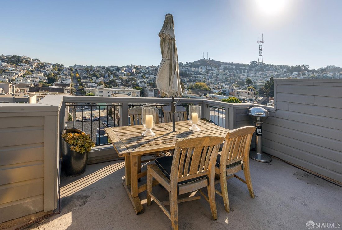 Condo in San Francisco, California, United States 2 - 19066046