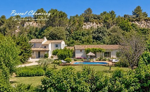 Maison à Mérindol, Provence-Alpes-Côte d'Azur, France 1
