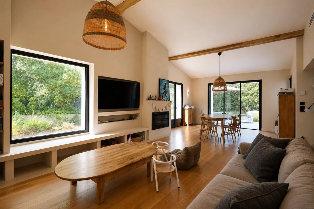 Villa in Valbonne, Provence-Alpes-Côte d'Azur, France 4 - 19066980