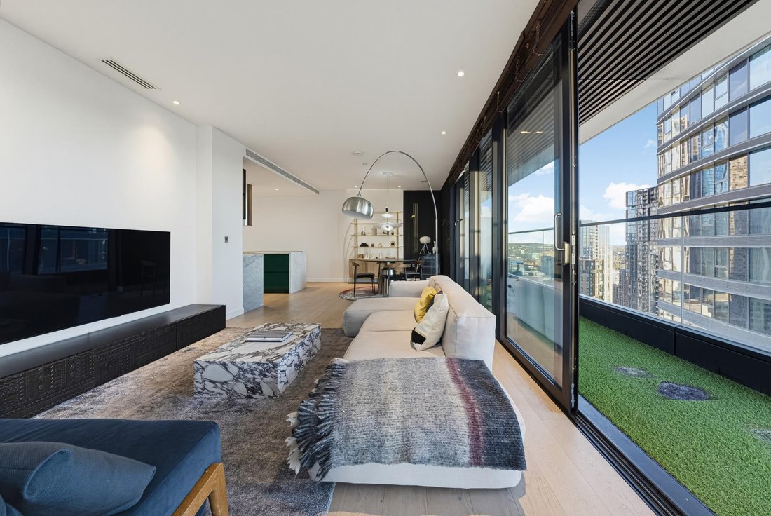 Apartment in Canary Wharf, Tower Hamlets, England 1 - 19045709
