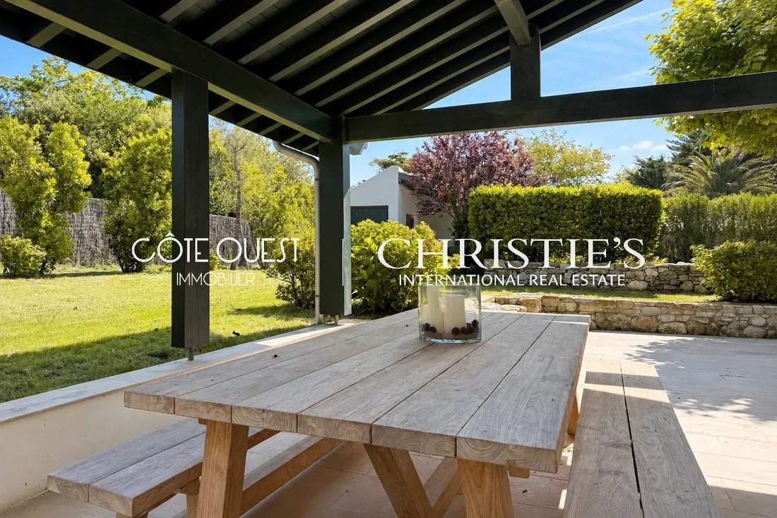 Villa in Bidart, Nouvelle-Aquitaine, France 2 - 11369523