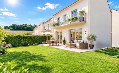 House in Les Alluets-le-Roi, Ile-de-France, France 1