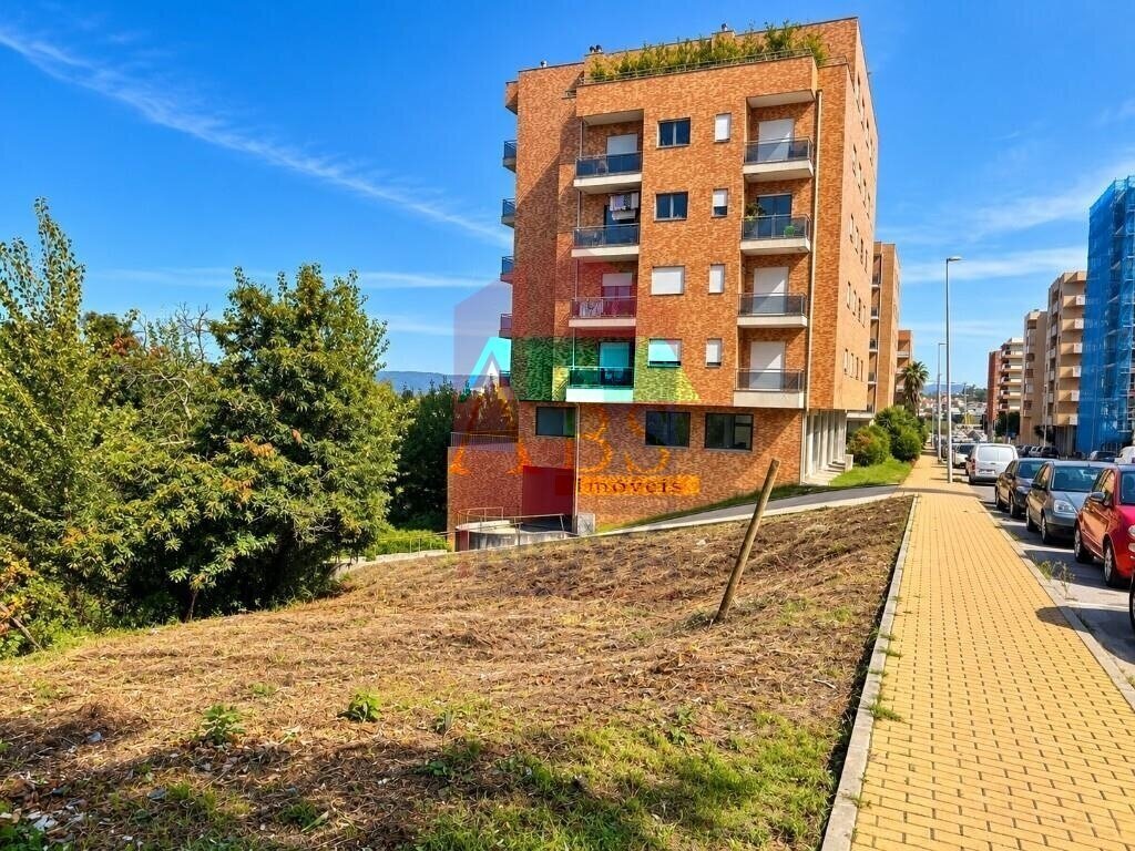 Terreno a Braga (Maximinos, Se e Cividade), Braga, Portogallo 1 - 19066810