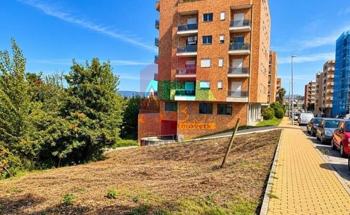 Terreno a Braga (Maximinos, Se e Cividade), Braga, Portogallo 1