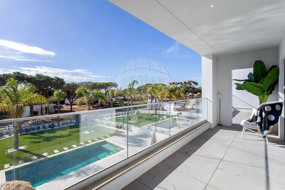 Villa in Quarteira, Algarve, Portugal 1 - 15141286