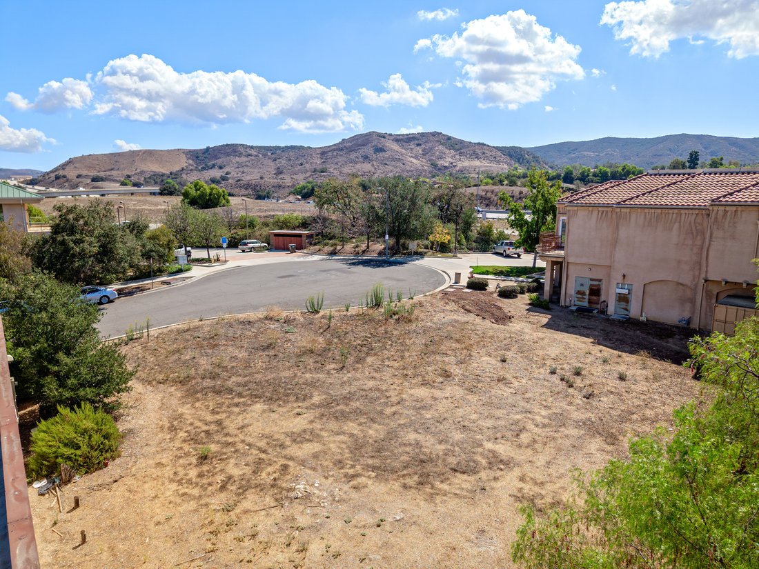 Land in Thousand Oaks, California, United States 3 - 19065892