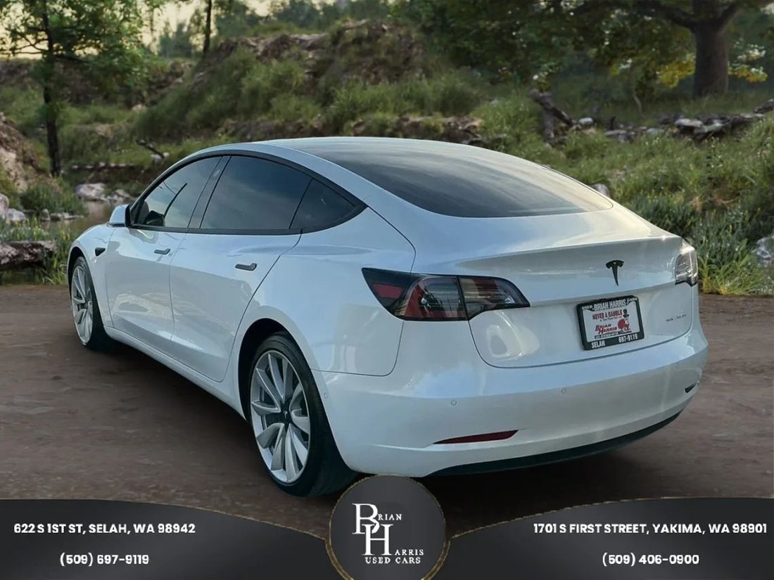 Sedan in Selah, WA, United States 4 - 19067565