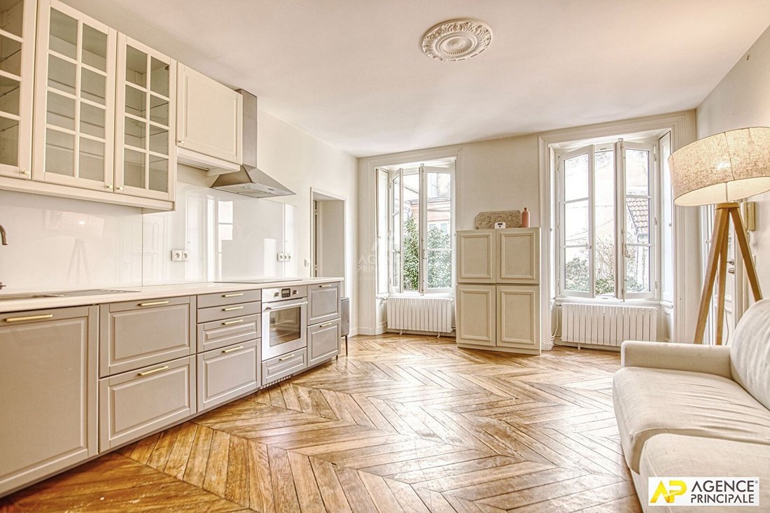 Apartment in Domaine National du Château, Versailles, France 4 - 19067062