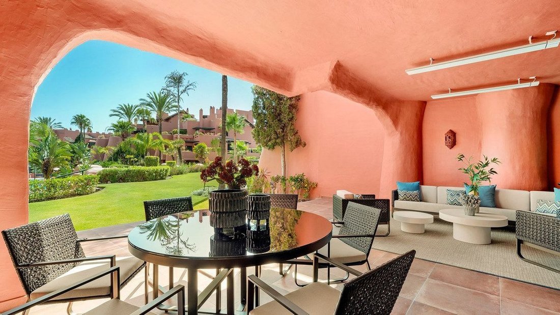 Apartment in Gualdalmansa, Estepona, Andalusia 2 - 19066560