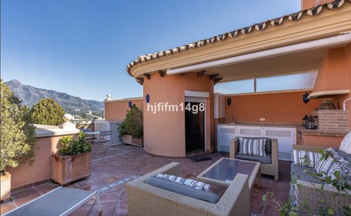 Attico a Nueva Andalucía, Marbella, Spagna 1