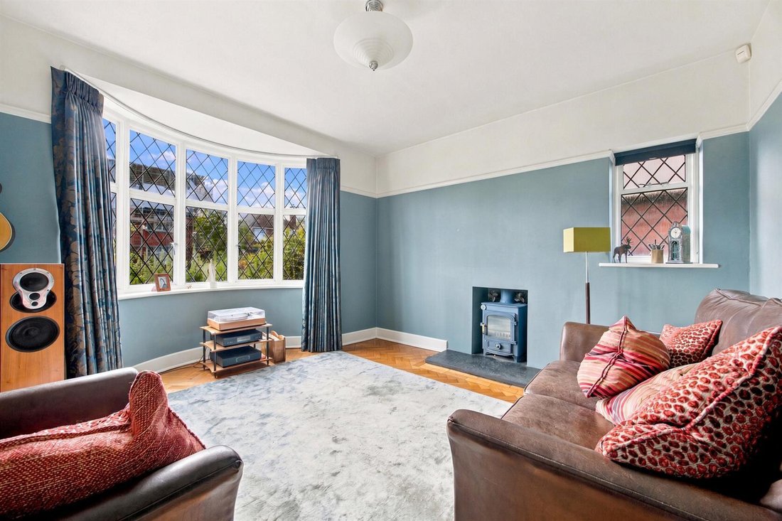 Haus in Willowbank, Hillingdon, England 5 - 19066448