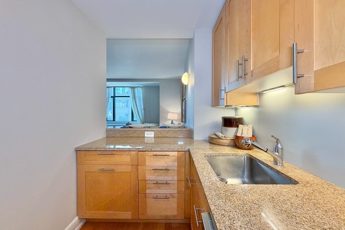 Condo in Jersey City, New Jersey, United States 5 - 19067401