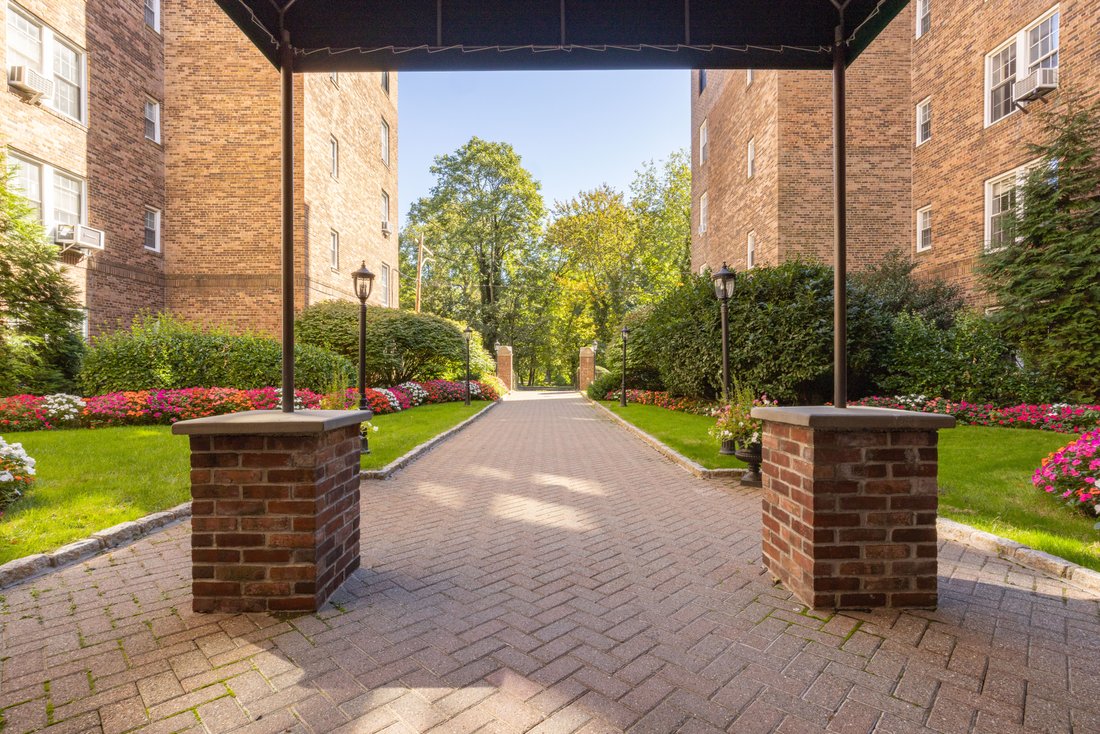 Cooperativa a Bronxville, New York, Stati Uniti 4 - 19067410