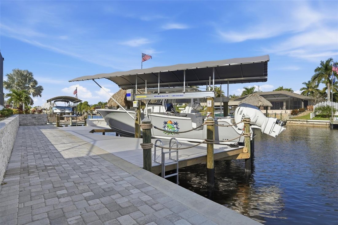 House in Cape Coral, Florida, United States 4 - 19066275