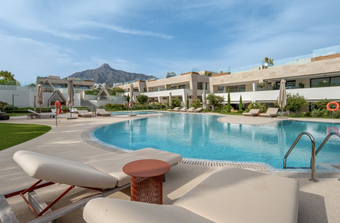 Wohnung in Marbella, Andalusien, Spanien 1 - 19067036