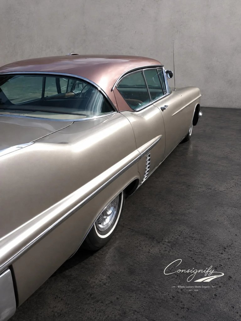 Sedan in Glendale, United States 4 - 18739235