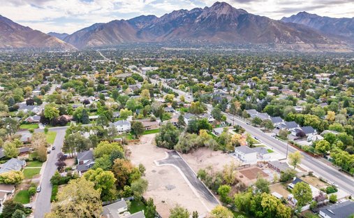 Land in Salt Lake City, Utah, United States 1