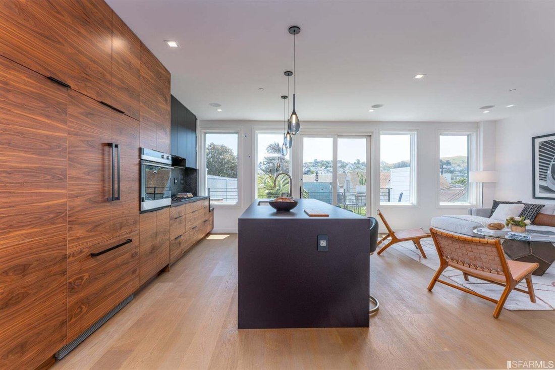Condo in San Francisco, California, United States 5 - 19066056