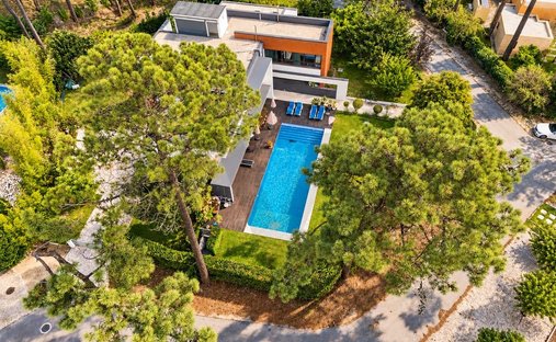Townhouse en Charneca de Caparica y Sobreda, Setúbal Municipality, Portugal 1