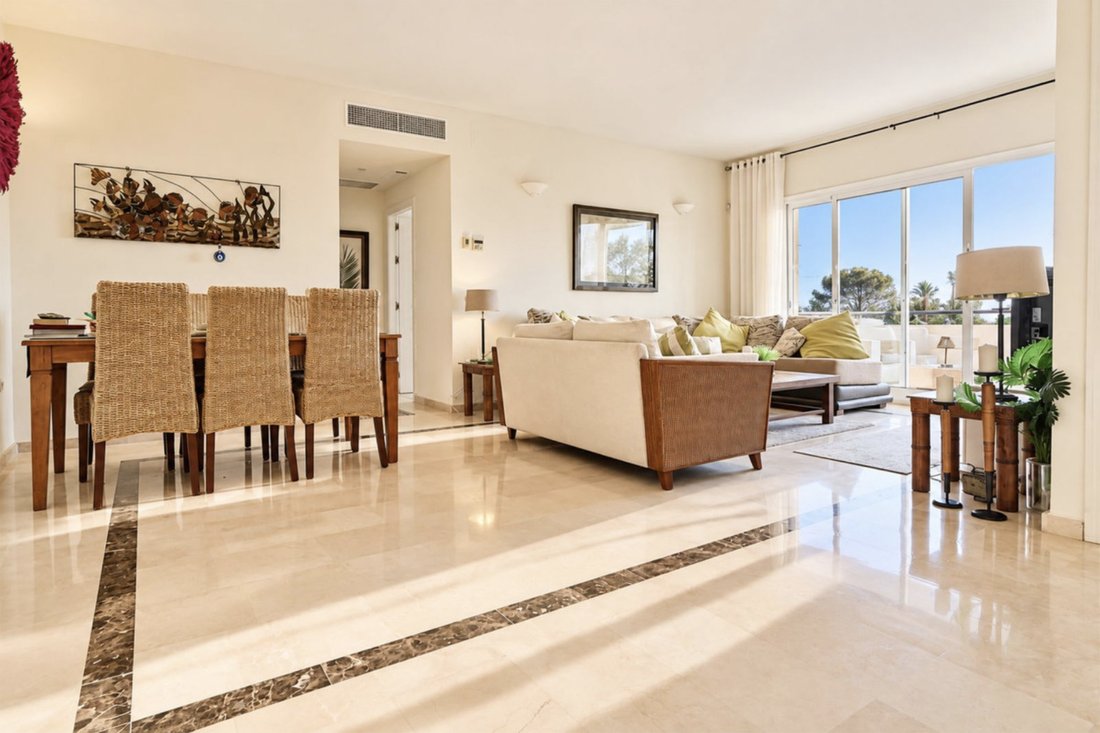 Apartment in Puerto De Cabopino, Elviria-Cabopino, Marbella 3 - 19067338