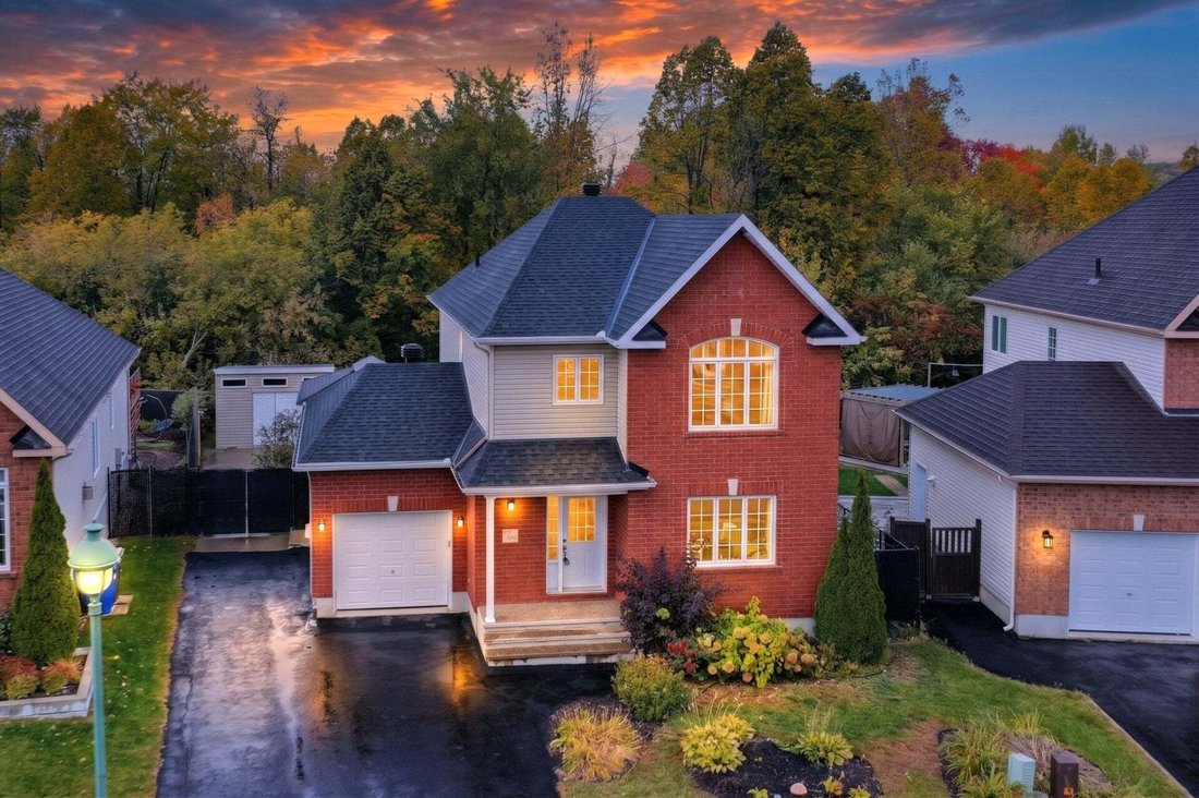 House in Gatineau, Quebec, Canada 1 - 19066971