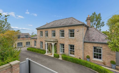 Haus in Cheshire East, England 1