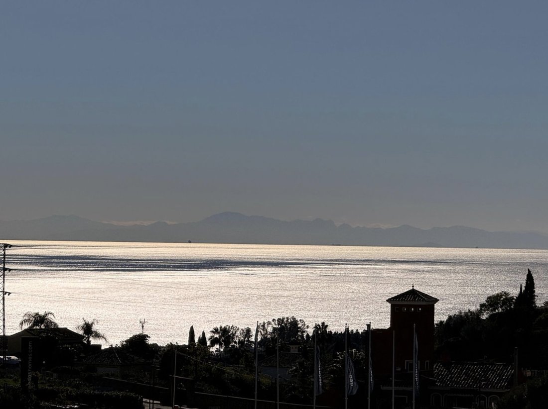 Apartment in Cancelada, Estepona, Andalusia 3 - 19067318