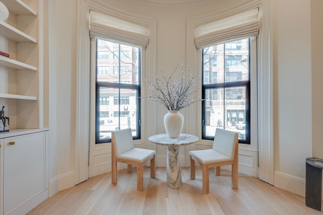 Condo in Boston, Massachusetts, United States 5 - 19067806