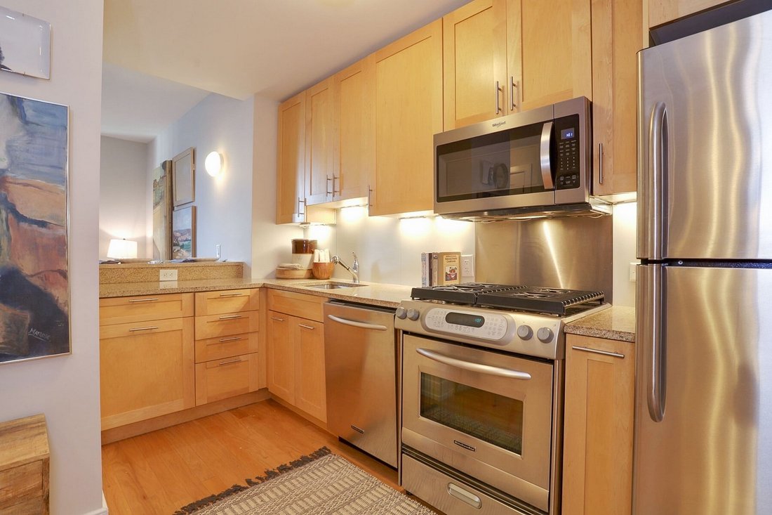 Condo in Jersey City, New Jersey, United States 3 - 19067401