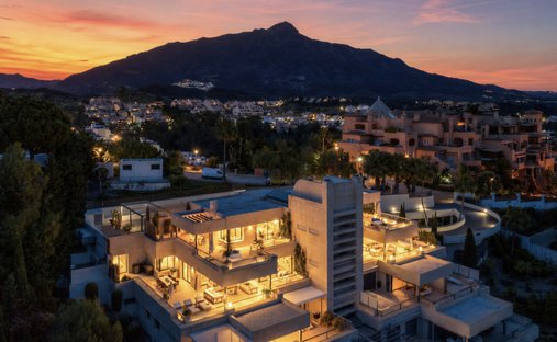 Haus in Nueva Andalucía, Marbella, Spanien 1
