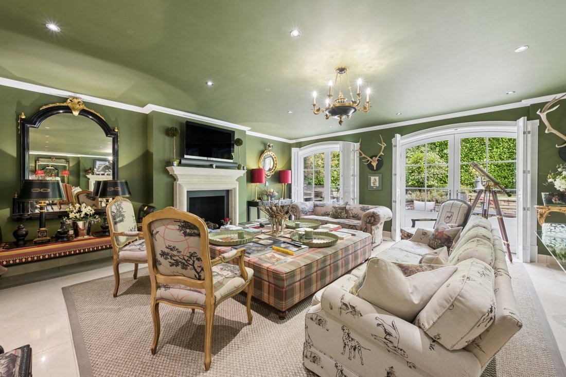 Haus in Cheshire East, England 3 - 19066826