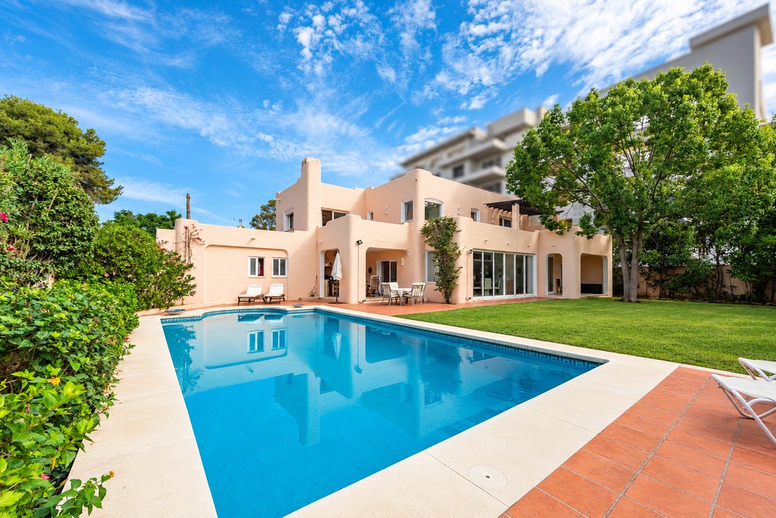 Villa in Estepona, Andalusia, Spain 1 - 19066842