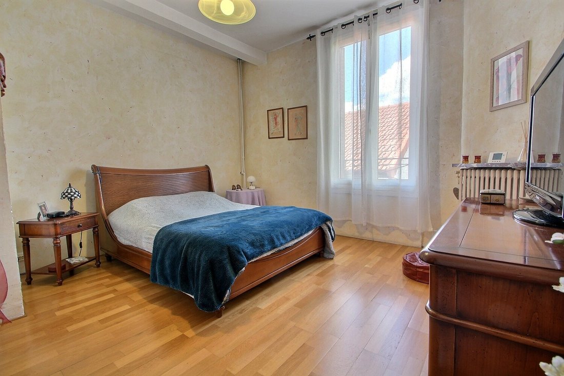 Villa in Centre, Nanterre, France 5 - 19067751