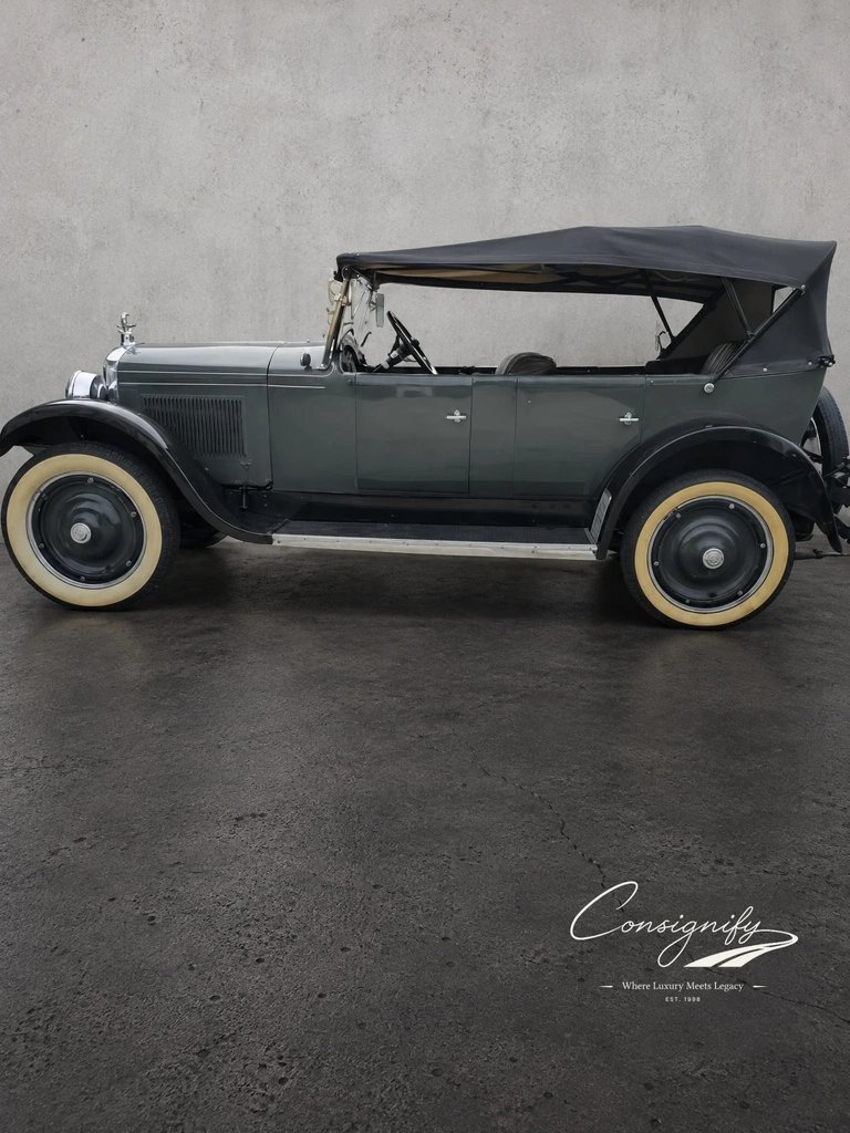 Sedan in Glendale, United States 3 - 18798264