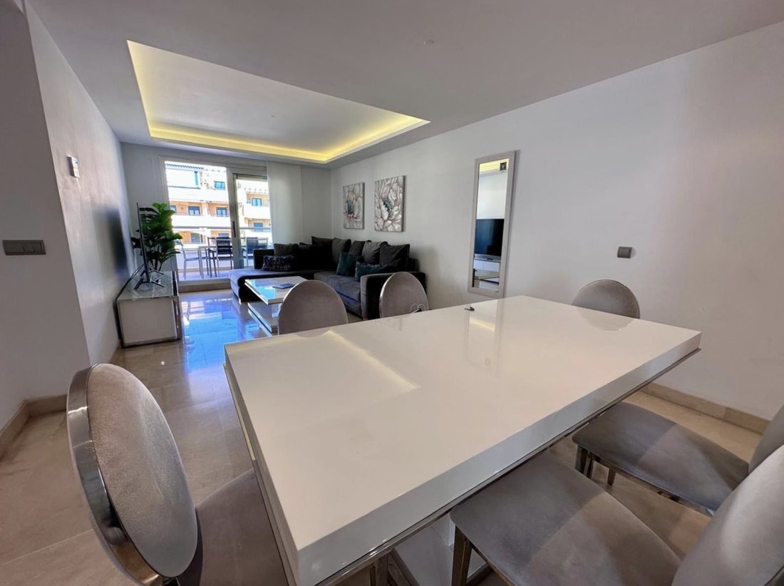 Penthouse en San Pedro Alcántara, Andalucía, España 4 - 19067354