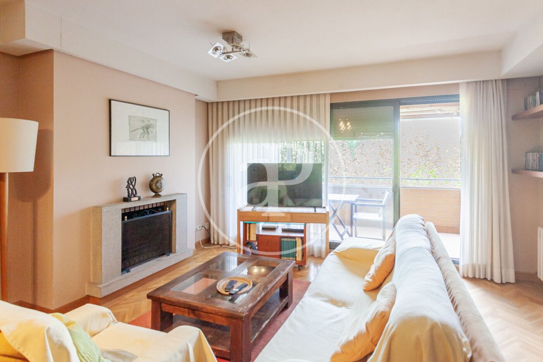 Apartamento en Somosaguas, Pozuelo de Alarcón, Comunidad de Madrid 4 - 19066773