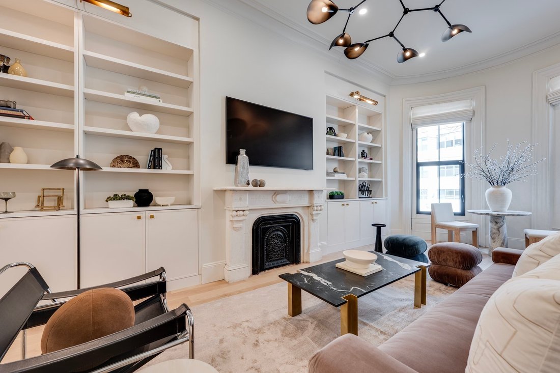 Condo in Boston, Massachusetts, United States 3 - 19067806