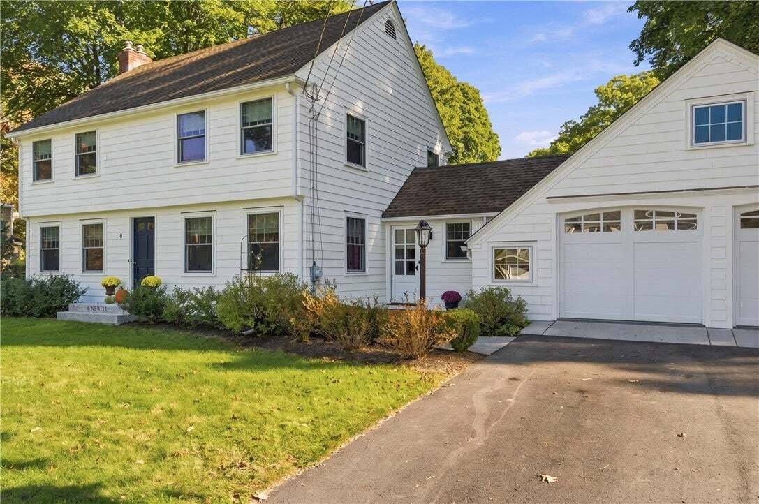 House in Cumberland, Rhode Island, United States 4 - 19066134