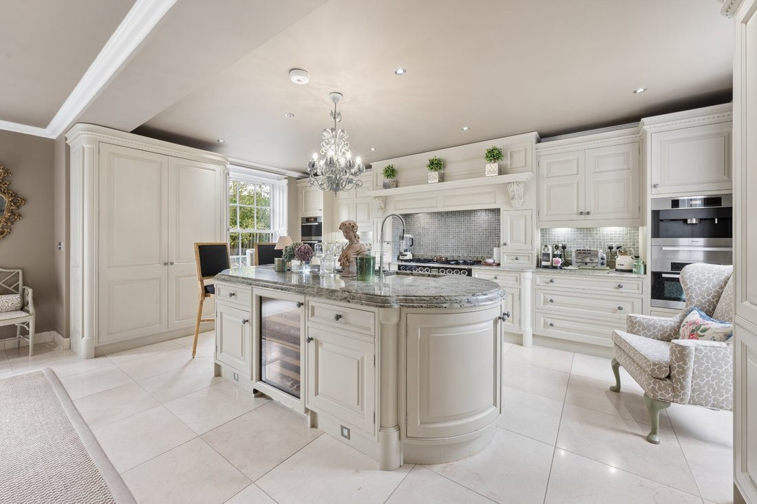 Haus in Cheshire East, England 4 - 19066826