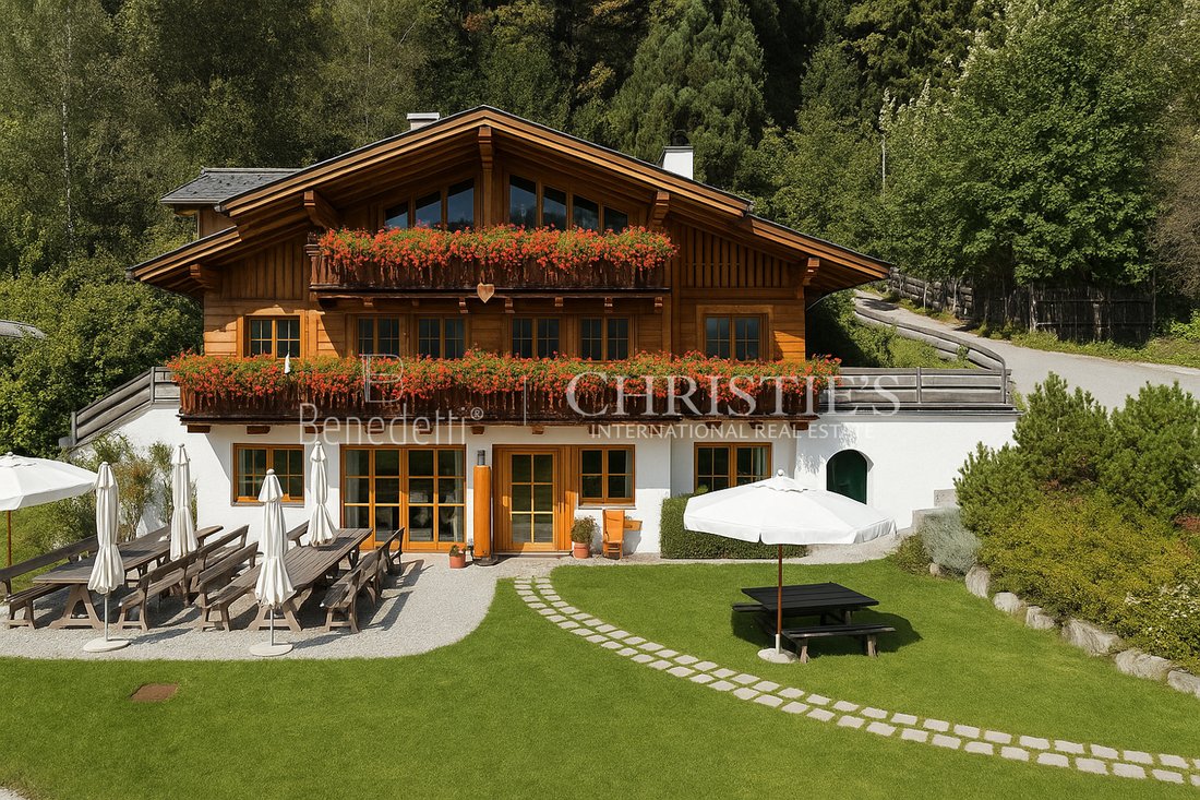 Chalet in Madonna di Campiglio, Trentino – Alto Adige/Südtirol, Italy 1 - 19067240