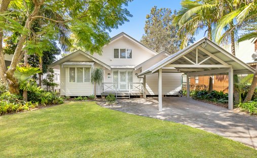 House in Pearl Beach, New South Wales, Australia 1