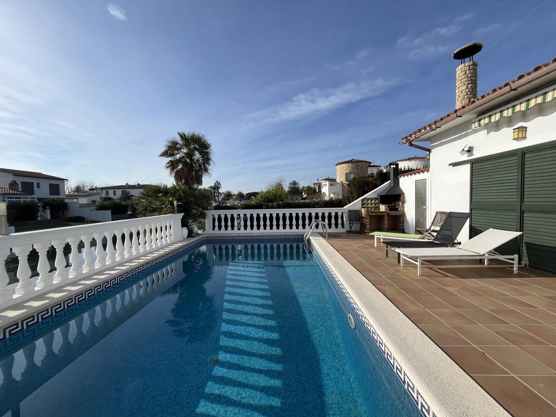 Casa en Ampuriabrava, Cataluña, España 2 - 19066354