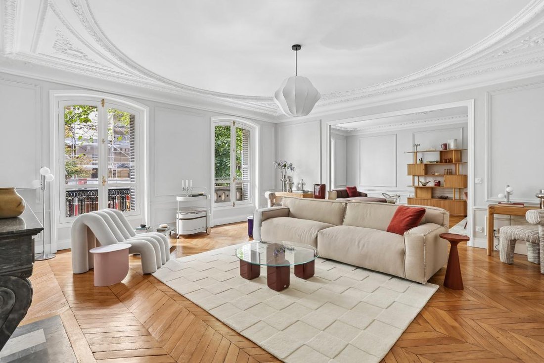 Apartment in Chaillot, Paris 16e Arrondissement, Paris 2 - 19066956