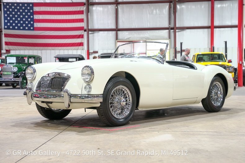 Roadster in Grand Rapids, United States 1 - 19066680