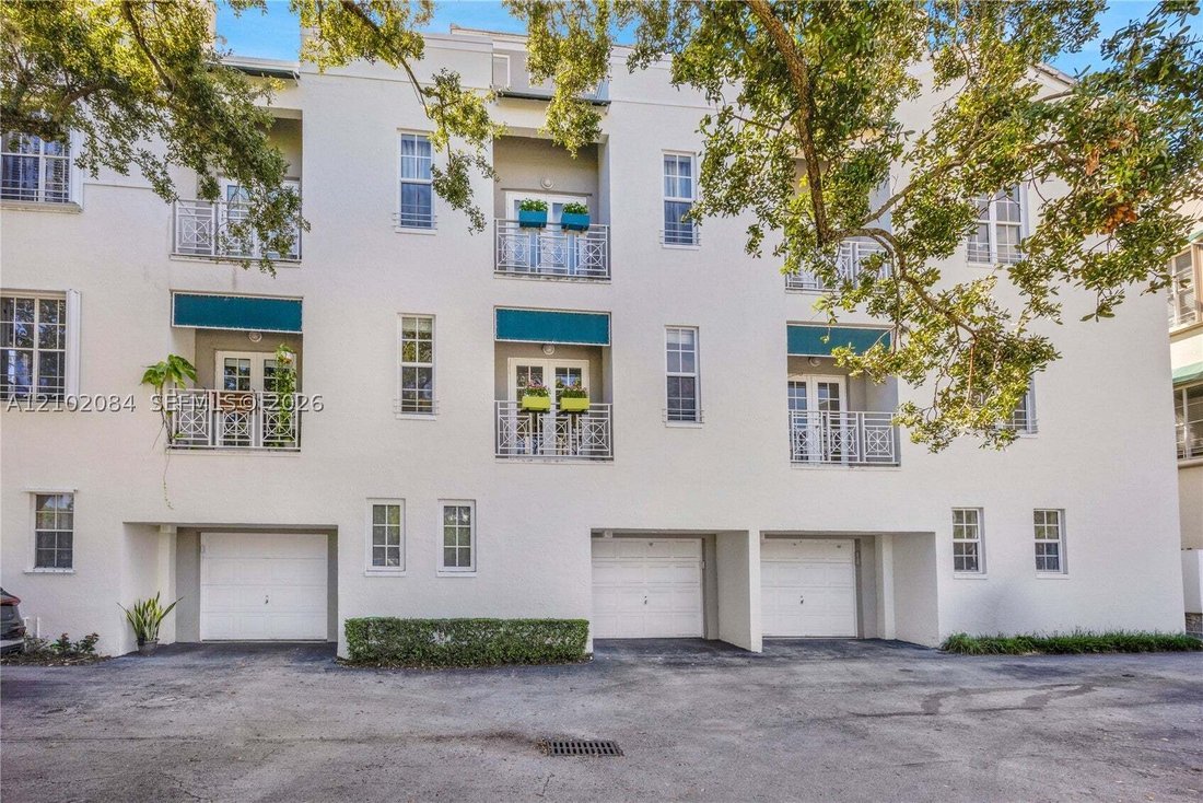Condo in Miami, Florida, United States 4 - 19062885