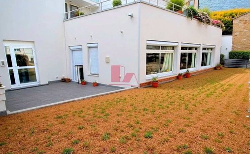 Appartamento a Insurrezione, Vanves, Francia 1