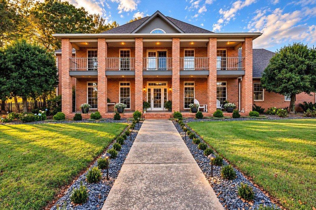 House in Tullahoma, Tennessee, United States 2 - 19066094