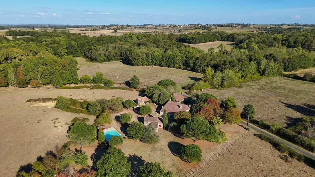 Maison à Saint-Pierre-de-Bat, Nouvelle-Aquitaine, France 3 - 19066883
